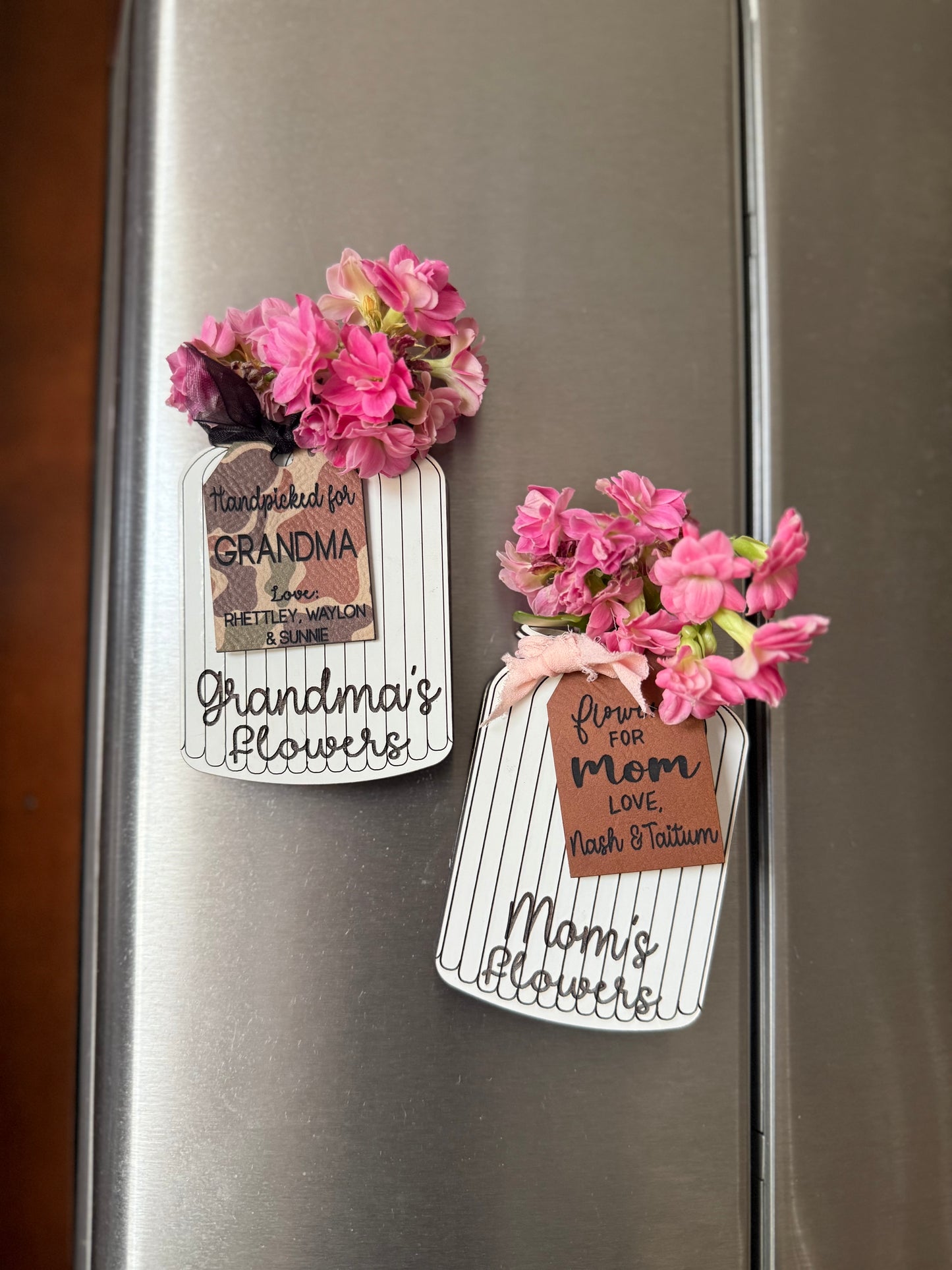 Personalized Flower Magnet Holder