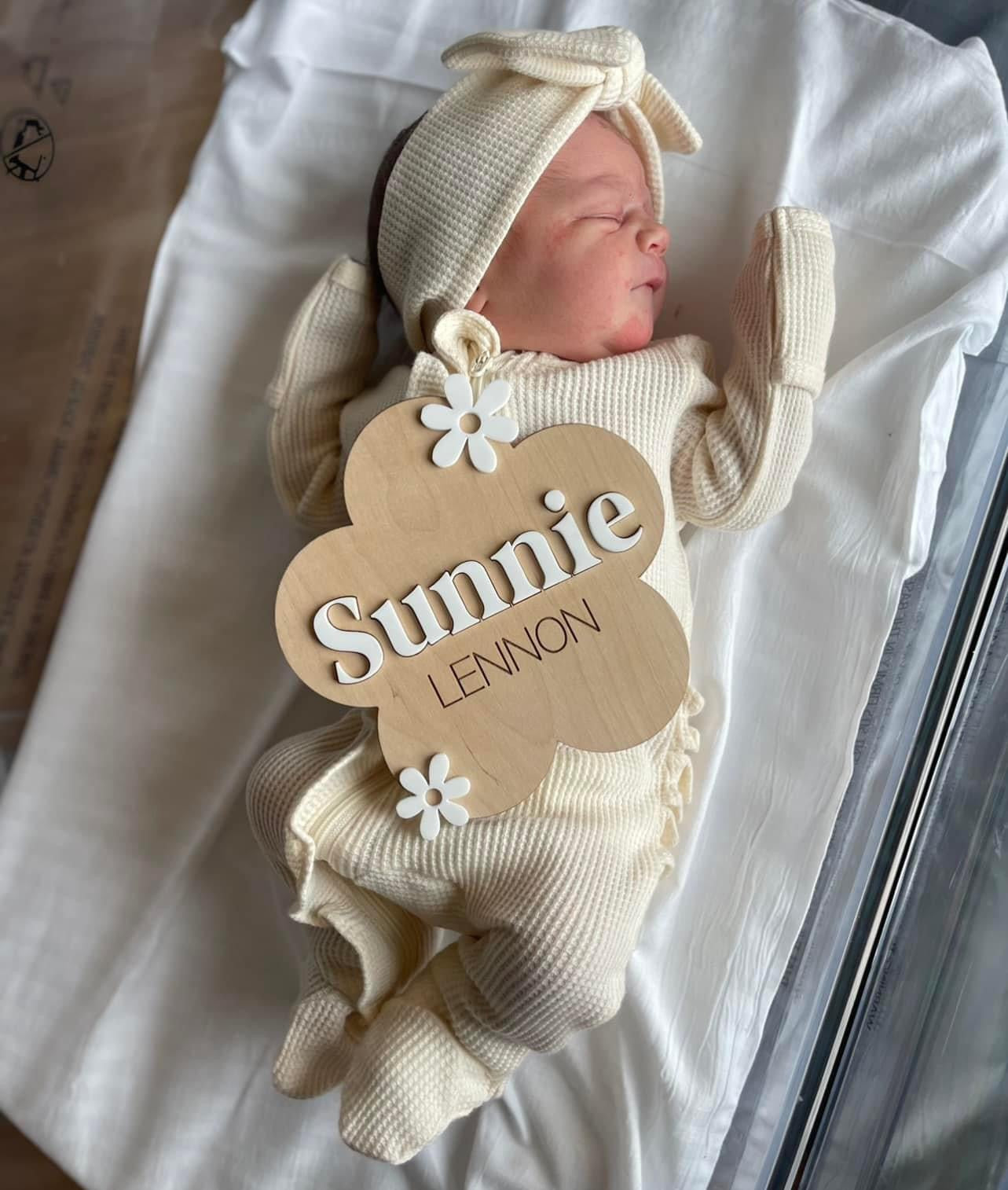 Floral Baby Announcement Sign