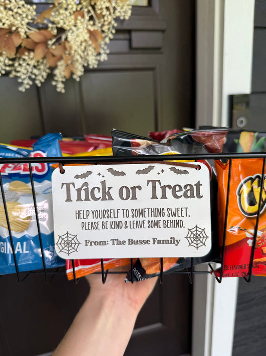 Trick or treat Basket Sign